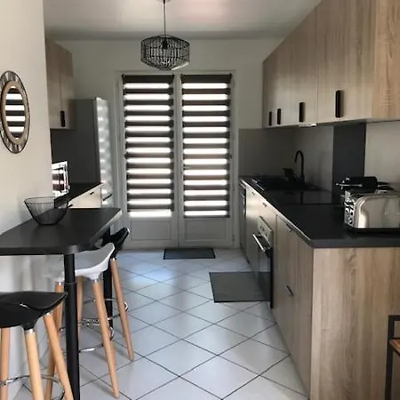 Holiday home Petite Familiale Dans Quartier Residentiel - Les Muriers Antibes